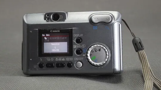 Цифровий фотоаппарат 2.0Mpix Canon Power Shot A40 + x3.0 5.4-16.2mm Canon Aspheric lens Вживане Продаж