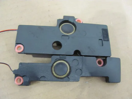 8-8 динаміки 0CCKFF для Dell VOSTRO 3560 V3560 оригінал Інтернет-аукціон