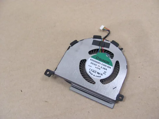 номер0295-32 Вентилятор (кулер, FAN) 06YYDG DC28000EFSL  для Dell Latitude E5450  оригінал Ціна