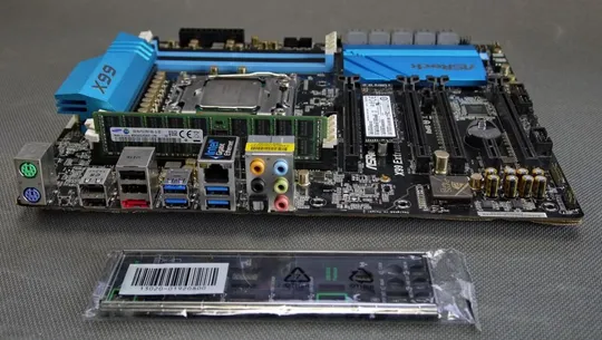 материнская плата ASRock X99 Extreme4 Purity Sound 2 (s2011-3, Intel X99, 4x PCI-Ex 16) З аукціону