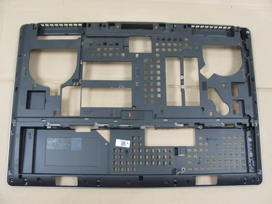 644-31 Кришка дно піддон корпуса AM1DJ000421 085Y4P для DELL Precision 17 7710 M7710  оригінал Ціна