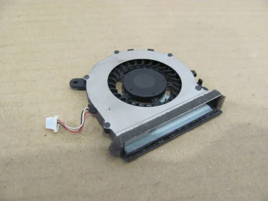 550-21 Вентилятор (кулер, FAN) BA31-00125C для SAMSUNG NP530 NP530U3C 530U оригінал З аукціону