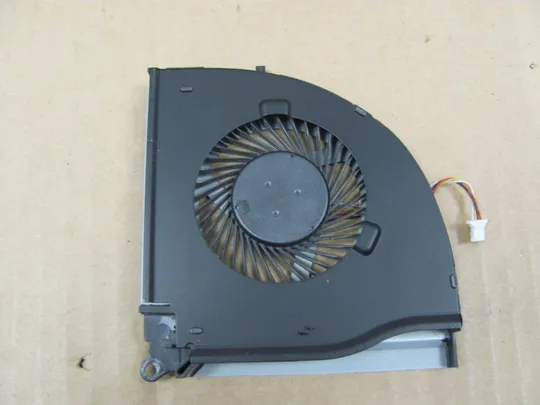 743-3  Вентилятор (кулер, FAN) 0RJX6N для Dell Inspiron 15 15-7000 7559 5599 оригінал Ціна