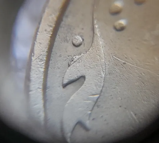 Купити (7308) 50 копійок 1994 1.2АЕм різновид викрошок на вінку між 6 та 7 гронами на реверсі (50 копеек 1994 1.2АЕм брак)