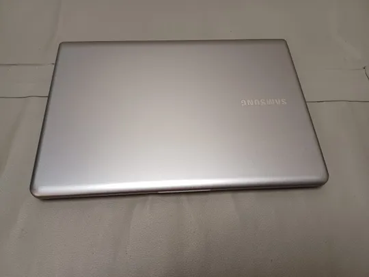 0847... SAMSUNG NP530U3C NP530  core i7-3517u 4gb 120gb  НІМЕЧЧИНА Де купити