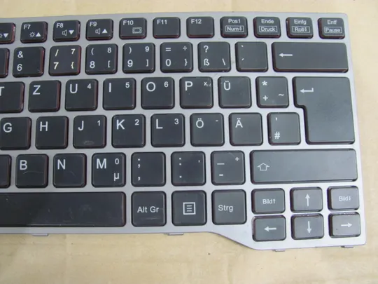 номер1033-2 клавіатура робоча CP629238-03 CP629209-01 для FUJITSU  Fujitsu Lifebook E733 E734 E743 E744 U745 E546 E547 E544 E736 E746 T725 T726 оригінал Продаж