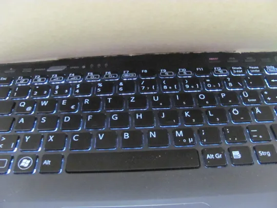 5348 SONY VAIO PCGF-41213M CORE I5 4GB НІМЕЧЧИНА З аукціону
