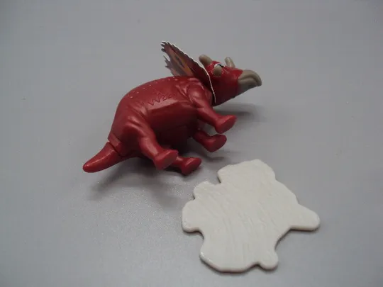 Фигурка киндер сюрприз VV224 Ferrero животные Трицератопс динозавр №18612л Торговий майданчик