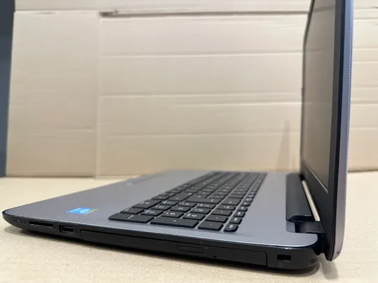 1533 HP 250 G5 15.6&quot; FHD i5-6200u 2.5Ghz / 16Gb / 250ssb / AMD Radeon R5 M330 2GB / WebCam + блок живлення Продаж