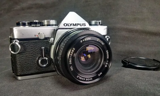 фотообъектив Olympus OM Vivitar MC 28mm/2.8 ф49мм made by Komine Де купити