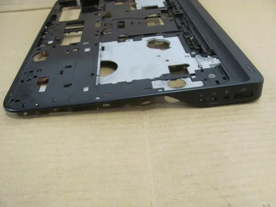 570-3 середня частина корпуса 02GHTH для Dell XPS 15 L501X L502X P11F оригінал Недорого