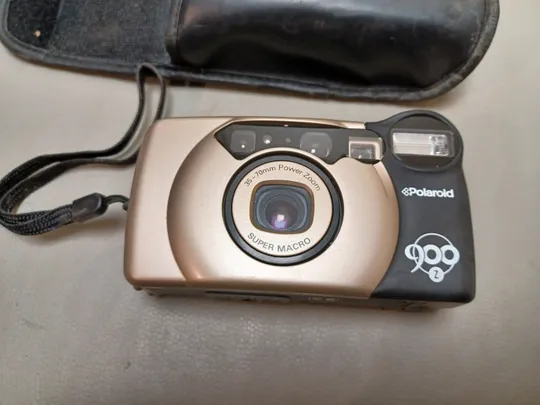 Купити 0572 компактна 35-мм плівкова камера Polaroid 900Z НІМЕЧЧИНА