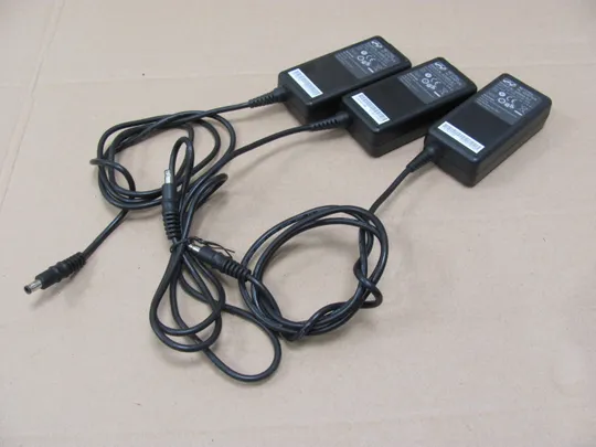 адаптер живлення NETZTEIL AD6660-2LF AD8260-7LF 12V 3.33A 5.3*3.2 mm оригінал ЦІКАВИТЬ ОПТ Ціна