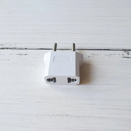 Мережевий перехідник адаптер з американської на євро вилку EU розетка 250V Білий Ціна