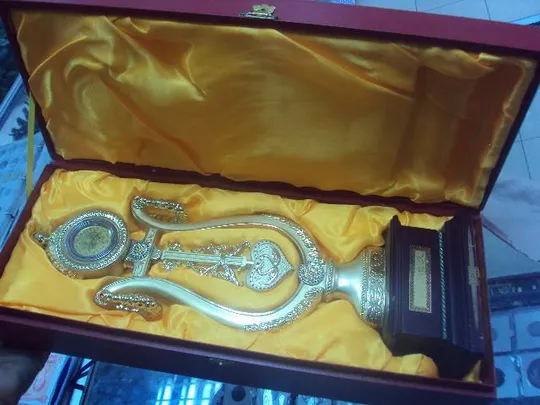 часы настольные позолота китай футляр 41х10 №4803 З аукціону