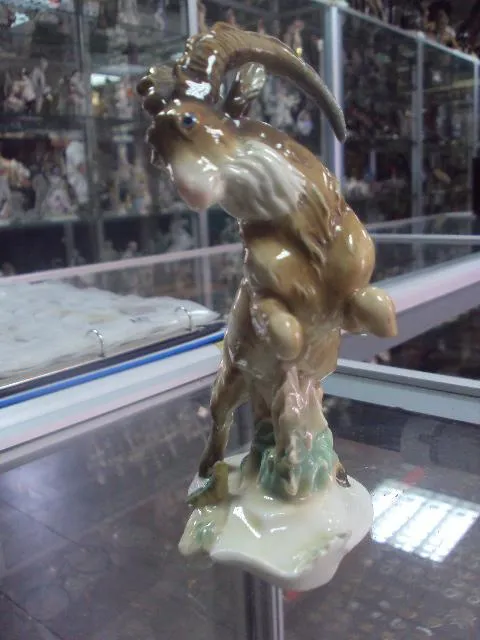 фигура фарфор енц козел Энц под реставрацию №28 З аукціону