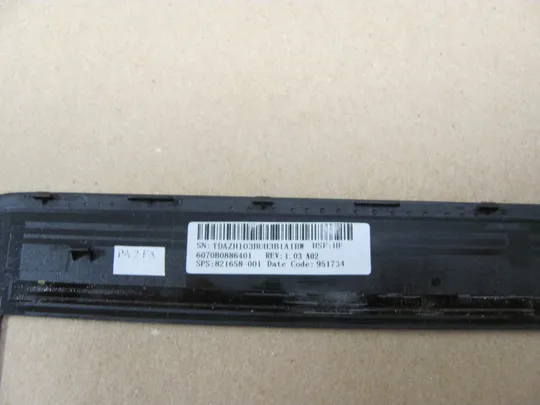 603-10 рамка матриці 821658-001 6070B0886401  для HP EliteBook 820 G3  оригінал Де купити