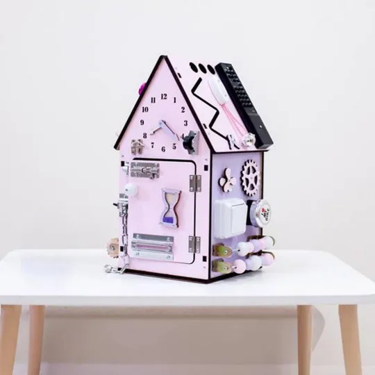 Бизидом 20х20х40см, 33 элемента, Розовый с сиреневым (Развивающий бизиборд для детей) Продаж