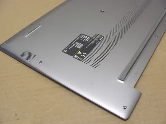 номер0946-22 Кришка дно піддон корпуса Нижний корпус низ 13N1-8DA03010 для MEDION AKOYA E17201 S17402 P17603 оригінал З аукціону