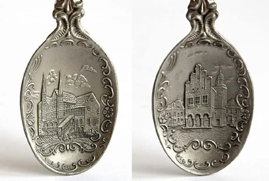 Купити Подарунок на олов'яне весілля   (10 років шлюбу) - декоративні олов'яні ложки   (пара)