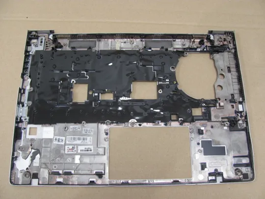 605-3 Кришка панель палмрест  6070B1210201 L18310-001 для HP EliteBook 840 G5  оригінал Де купити