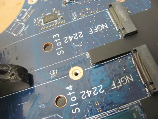 номер0908-9 материнська плата CAP10 LA-E321P SR32N  i7-7820HQ для DELL Precision 17 7710 7720  оригінал Інструкція