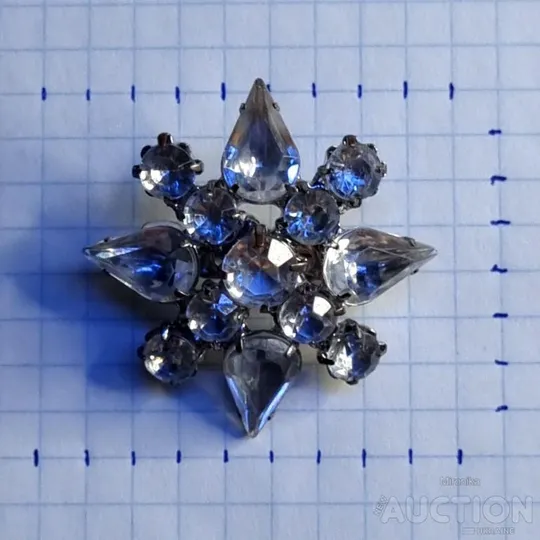 Брошка Де купити