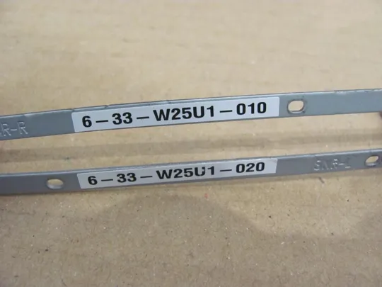 522-19 кріплення з петлями 6-33-W25U1-010 для TERRA 1528 1509P оригінал Інтернет-аукціон