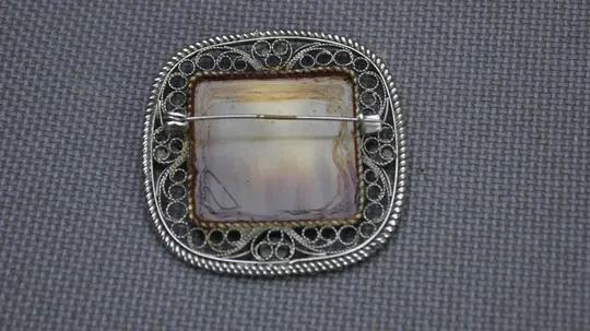 Купити Брошка Квадрат мельхіор скань натуальний камінь стара радянська біжутерія Вживане