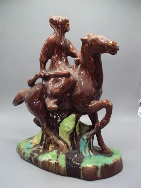 Фигура керамика статуэтка майолика козак на коне на лошади высота 38 см №14722 Ціна