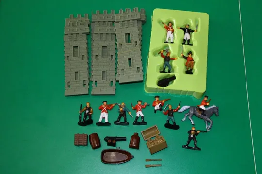 Купити набор ПИРАТЫ КАРИБСКОГО МОРЯ 50-52мм