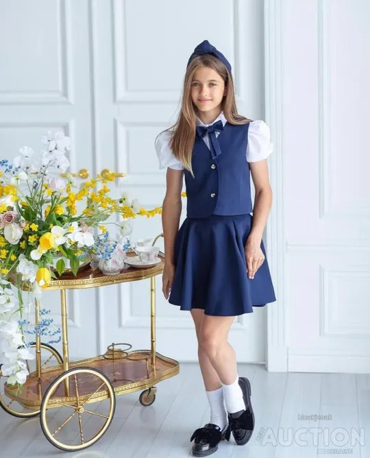 Комплект жилет та спідниця для дівчинки колір темно синій Характеристики