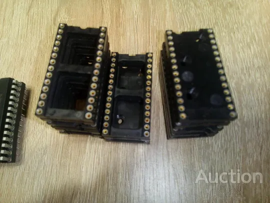 Прецизионные панельки для микросхем DIP 28-W-M (цанговая)лот 1шт. З аукціону