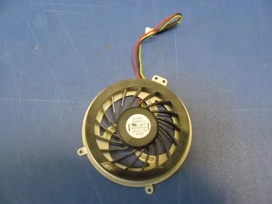 №11-8 Вентилятор (кулер, FAN) UDQF2ZH91CQU для SONY VAIO PCG-61611M PCG-71912 оригінал Ціна