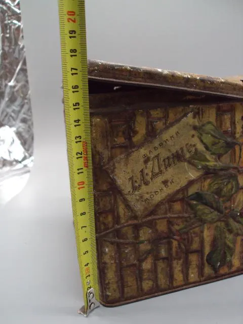 Коробка жесть карамель Паровая фабрика И.Л. Дингъ Москва Российская империя размер24 х15,7 см №1333 З аукціону