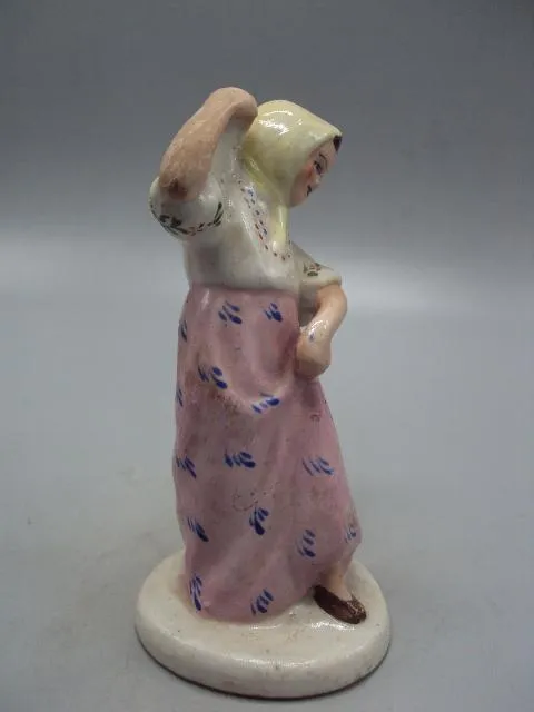 Фигура фарфор статуэтка Городница девочка Дарья плясунья высота 15 см №13927 Інтернет-аукціон