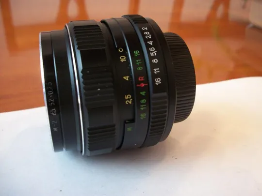 Объектив Гелиос-44М-4 ,  M-42 [задняя крышка] No-84127185, чистые линзы. Светофильтра- Нет Ціна