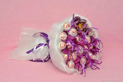 фото, Букет з цукерок Raffaello Рафаелло (25 шт.) оригінальний подарунок білий