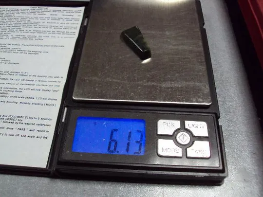 Камень яшма для ювелирных изделий вес 4 г размер 6,5 х 30 х 9,5 х 16,5 мм №13290 Недорого