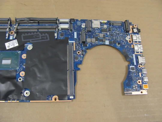 849-12 материнська плата SR2FU i7-6820HQ APW50 LA-C381P для HP EliteBook ZBOOK 15 G3  оригінал Продаж