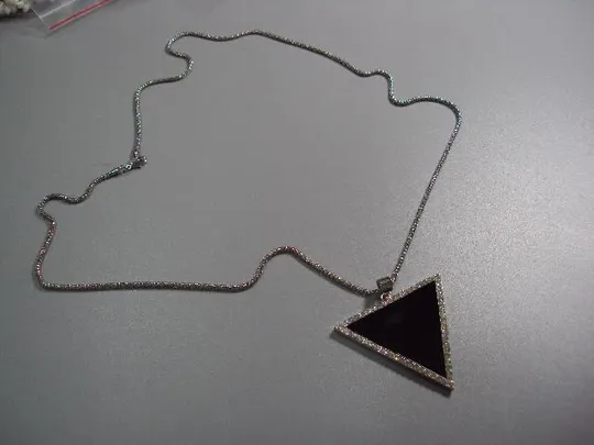 Бижутерия колье цепочка с кулоном треугольник длина цепочки 81 см, длина кулона 5 см №17 Ціна