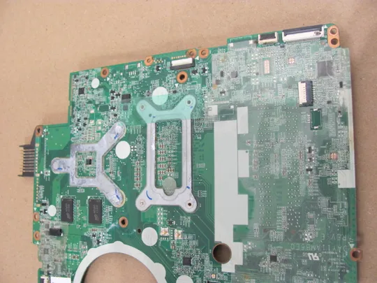 409-14  материнська плата i7-4510U SR1EB DAY11AMB6E0 766472-501 для  HP Pavilion 15-P    оригінал Характеристики