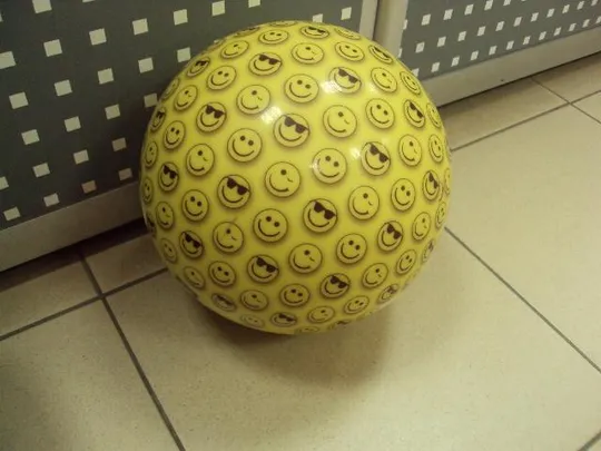 боулинг шар смайлик Smile З аукціону