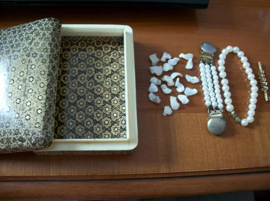 Купити шкатулка ссср 1970-80-х годов с бусами и другое