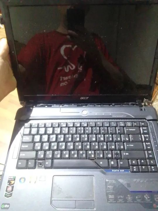 ноутбук acer5530 включається без зображення.без озу зарядного і ндд Ціна