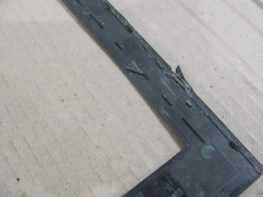 номер0003-19 рамка матриці matrix frame Окантовка дисплея Рамка екрана Корпус рамка матриці  460.06D0B.0012 00UR851  для  Lenovo Thinkpad T560  оригінал Характеристики