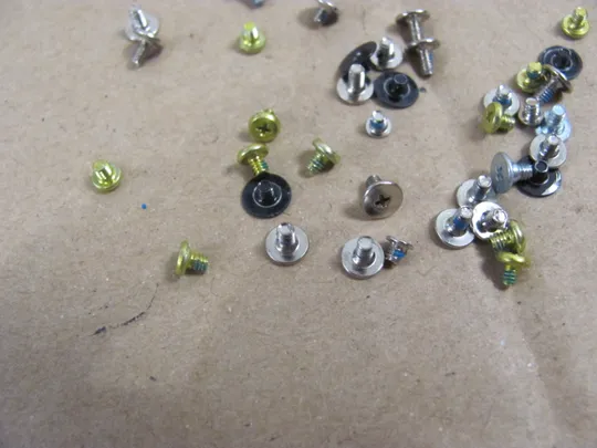 номер0225-29 комплектуюче гвинти  для LG Gram 17 17Z90P оригінал З аукціону