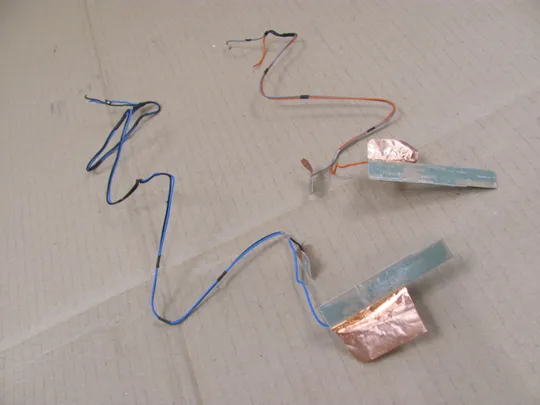 687-9 WI-FI антени DC33001HF30 для Lenovo ThinkPad L480 L580 оригінал Де купити