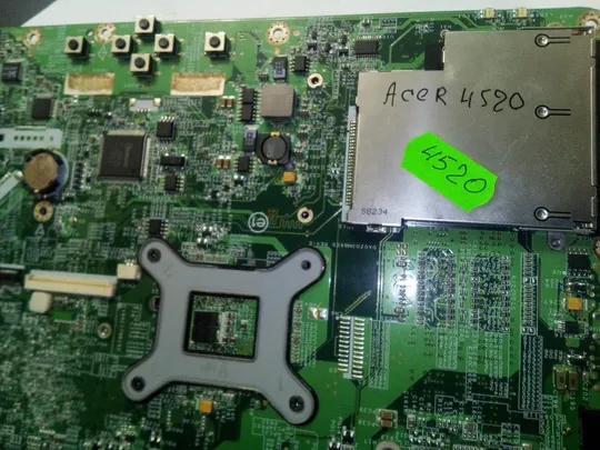 МАТЕРИНСЬКА ПЛАТА ВІД НОУТБУКА ACER 4520 З ПРОЦЕСОРОМ Де купити