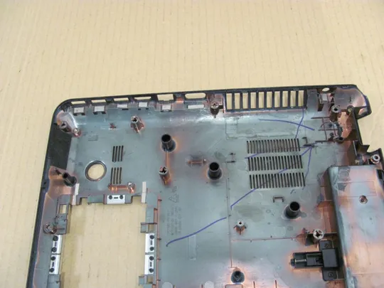 470-1 Кришка дно піддон корпуса 39.4N002.001 для MEDION P7624 оригінал Інтернет-аукціон